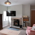 Feriehus Relaxing Pet Friendly Rural Retreat