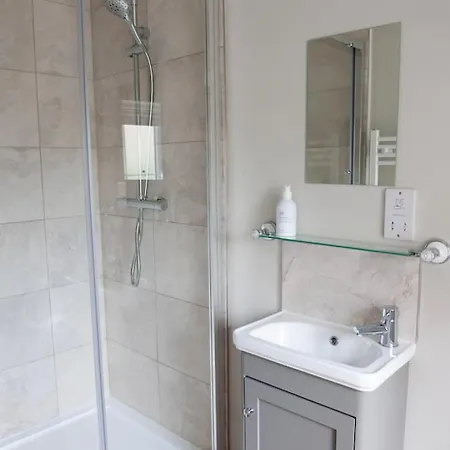 Relaxing Pet Friendly Rural Retreat בית נופש סדברג