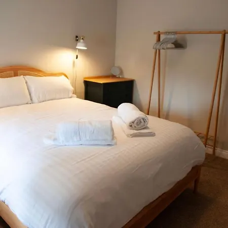 Relaxing Pet Friendly Rural Retreat * סדברג